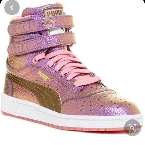Puma metallic iridescent pink purple sneaker